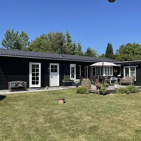 Modernized Near Tisvildeleje Ferienhaus Melby